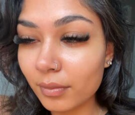 The difference between high-density cluster styling and individual lash health. Professional cluster lash extension comparison Montreal salon Niaglam